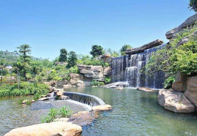落水景觀(guān)，為園林注入靈動(dòng)之美